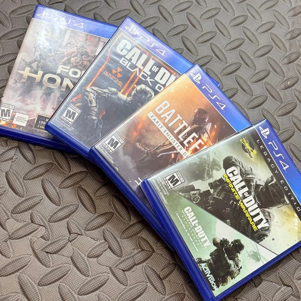 Sony PlayStation 4 Video Game Lot For Honor Call of Duty Black Ops 3 Battlefield